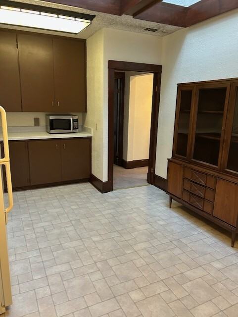 119 1/2 N 28th St #3 - Photo 2 of 10