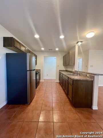 1721 Quintana Rd #101 - Photo 4 of 29