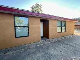 1721 Quintana Rd #101 - Photo 1 of 1