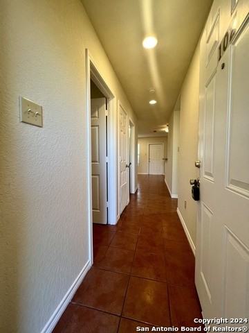 1721 Quintana Rd #101 - Photo 6 of 29