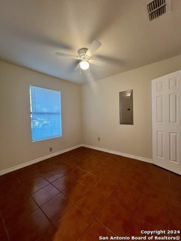 1721 Quintana Rd #101 - Photo 4 of 29