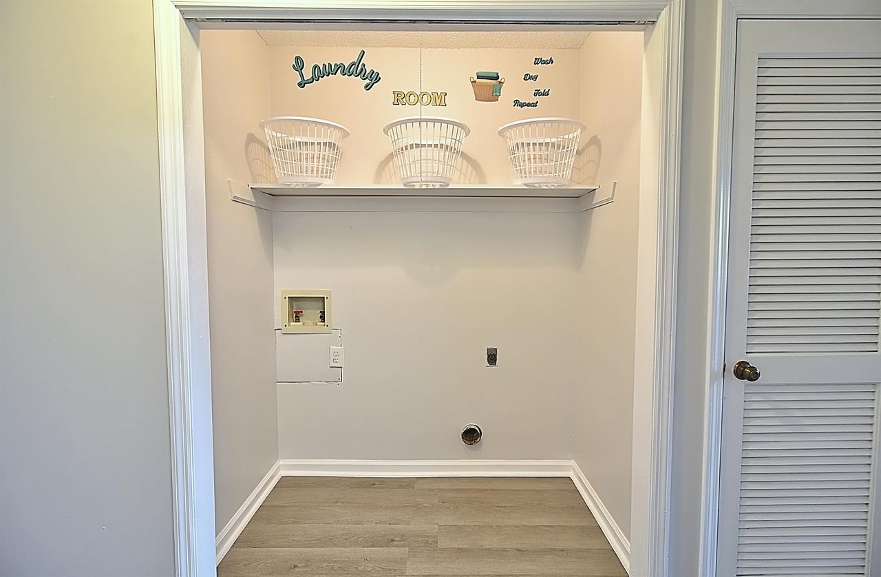 910 Brett Dr #132 - Photo 3 of 17