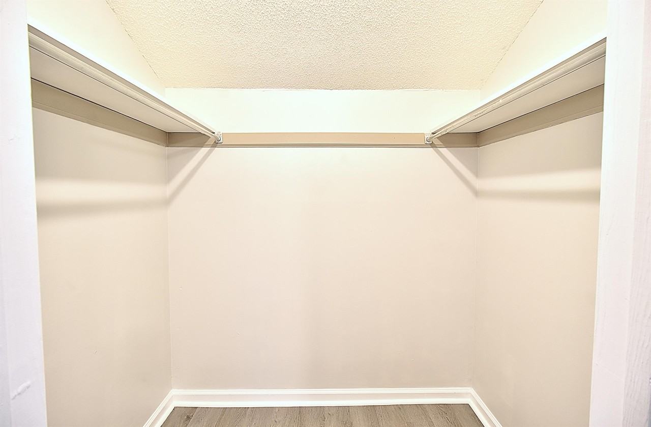 910 Brett Dr #132 - Photo 5 of 17