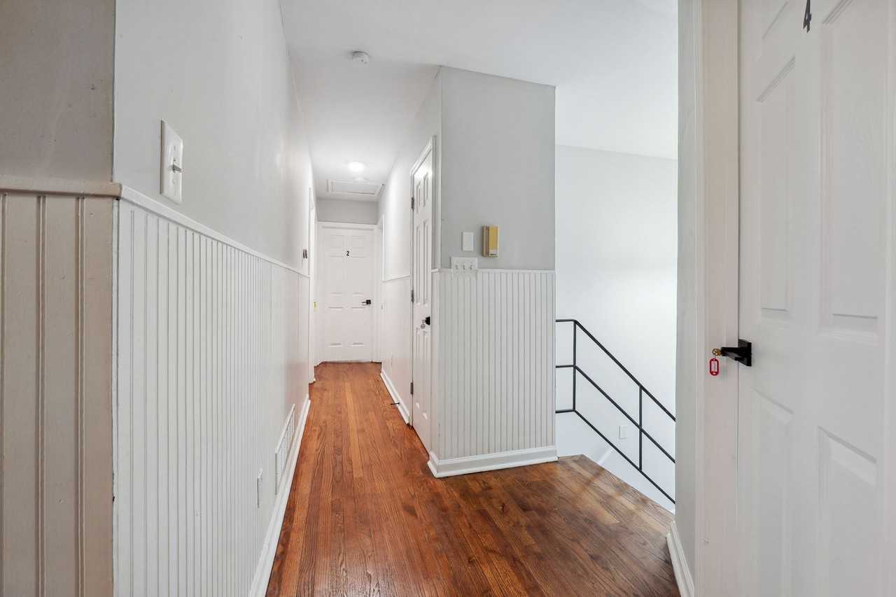 Private Bedroom For Professional (Bedroom #4 - Photo 5 of 12