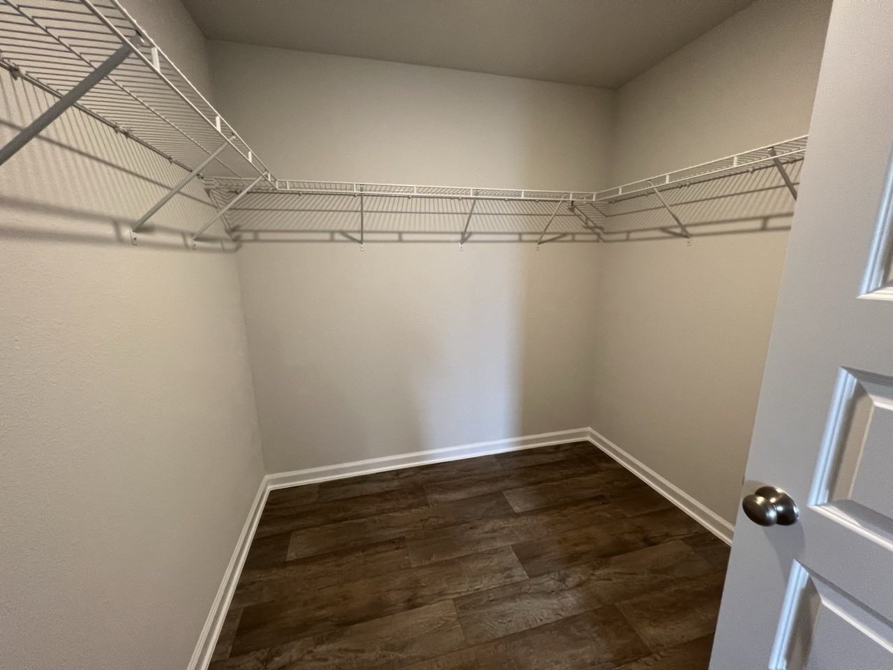 24537 Alamitos Trace Dr - Photo 4 of 28