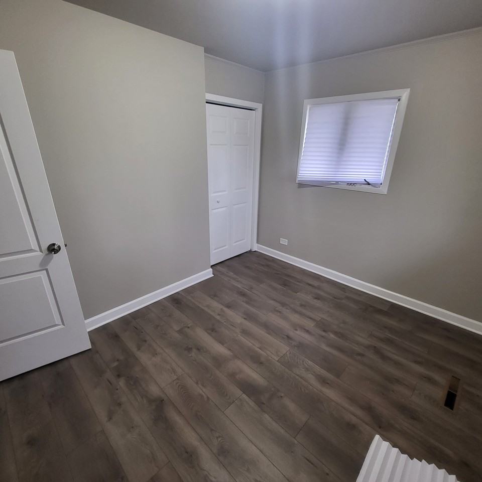 329 Miami St - Photo 2 of 8