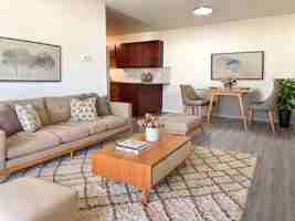 featured image of 5301 Justin Ct