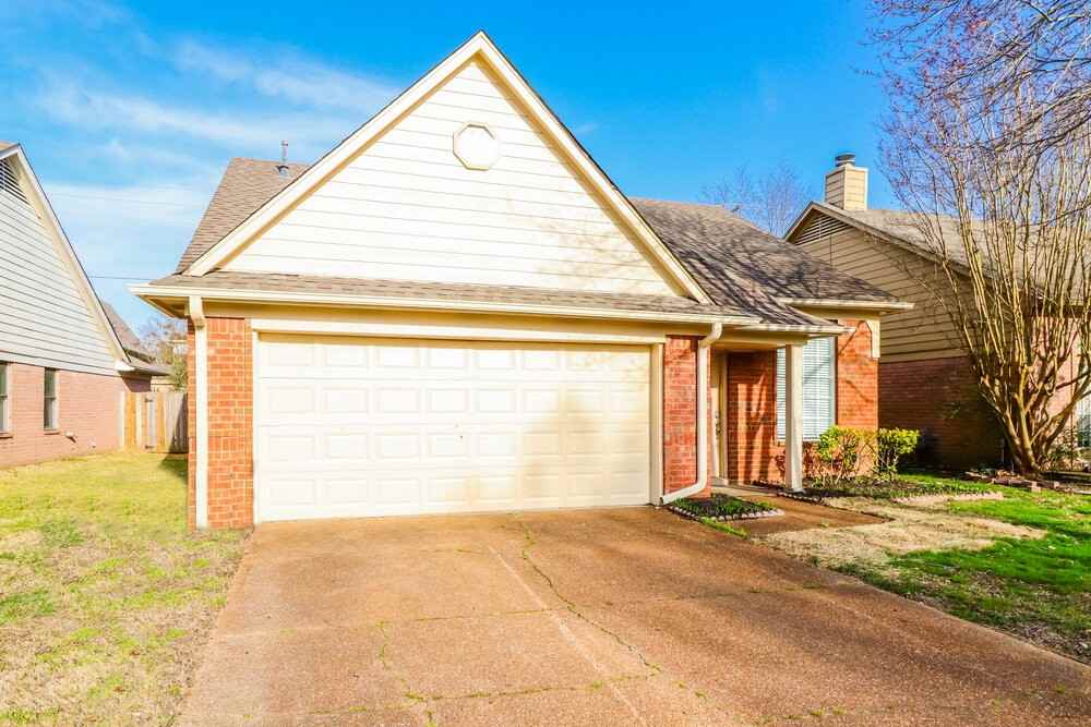 2268 Lake Hill Ct - Photo 3 of 16