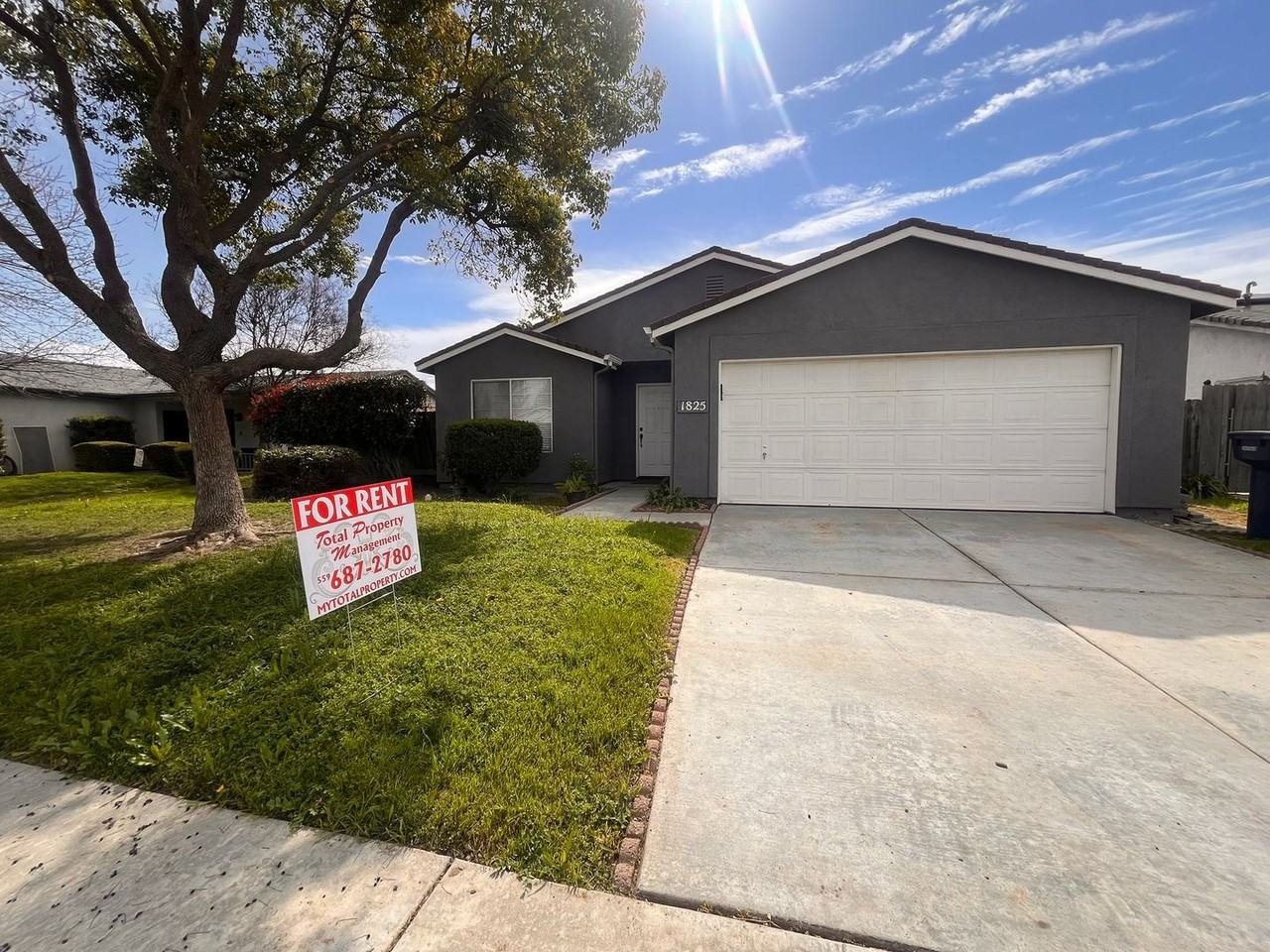 1825 Cochran Ave - Photo 2 of 16