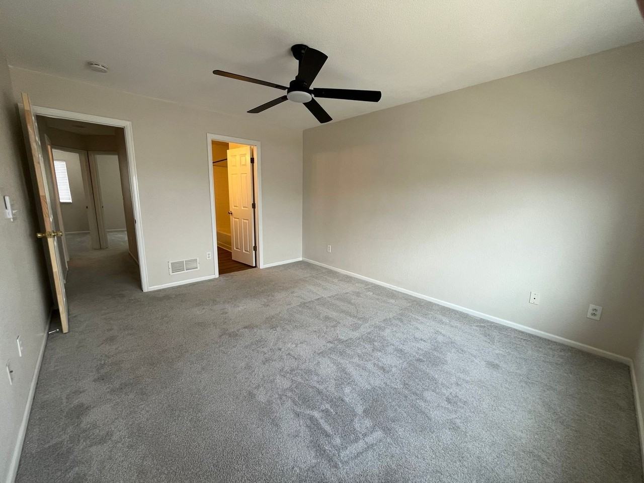 6709 Autumn Ridge Dr #2 - Photo 7 of 17