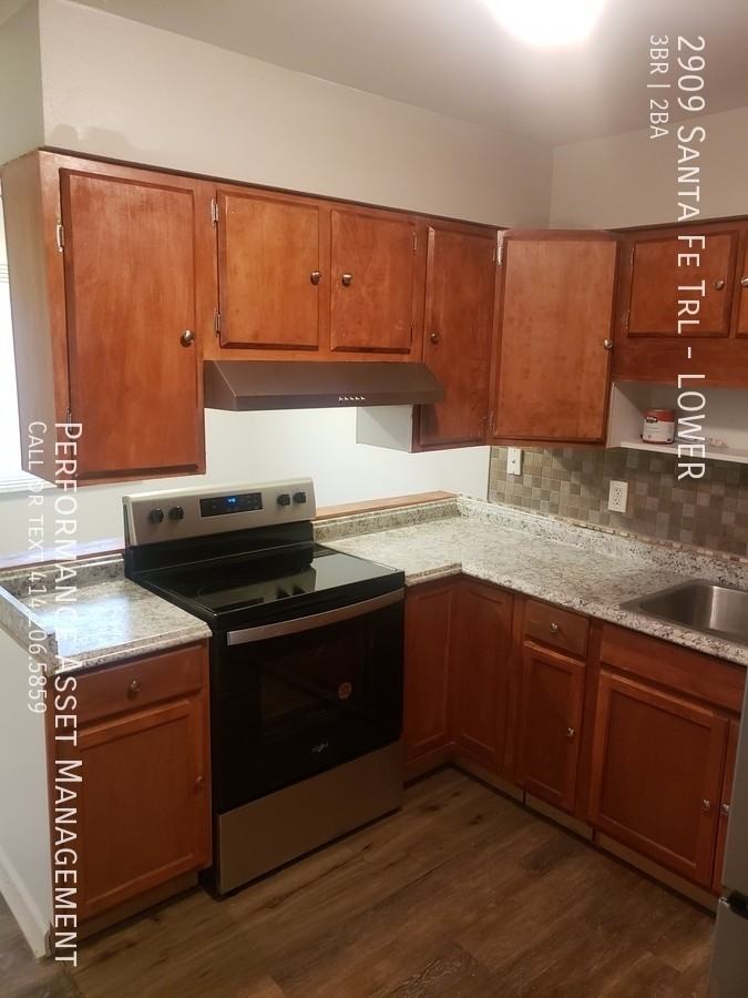 2909 Santa Fe Trl - Photo 2 of 10