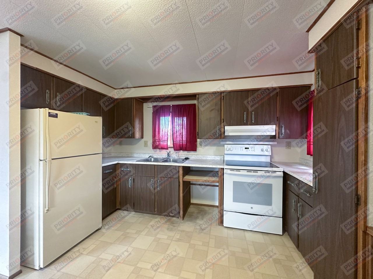 700 Kiowa Ave - Photo 3 of 13