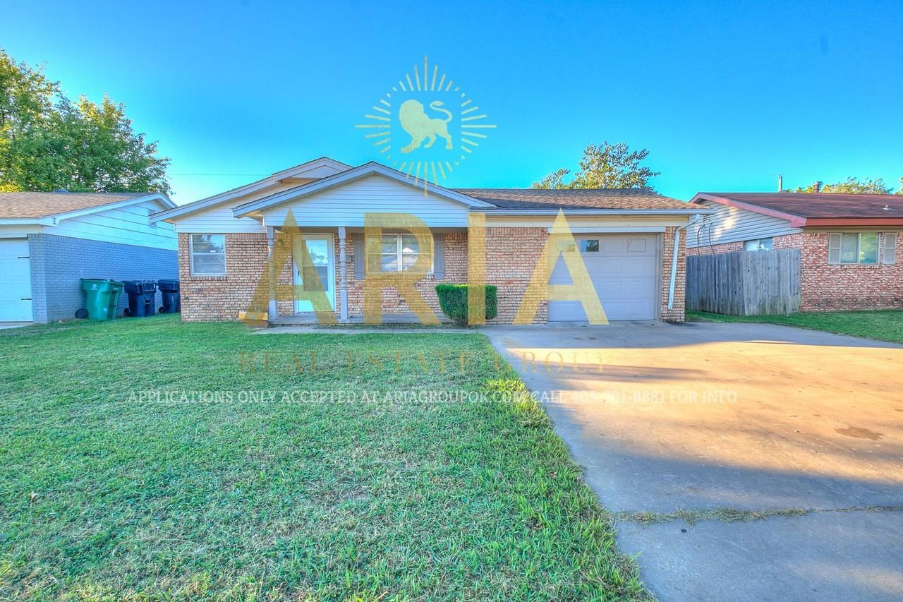 1324 Sw 61st Ter - Photo 2 of 48
