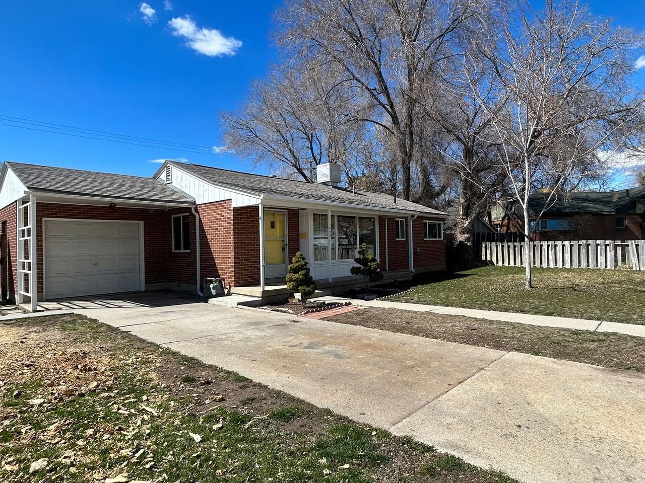 1497 N 380 W - Photo 3 of 21