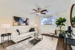 featured image of 1608 Cottonwood Dr #4