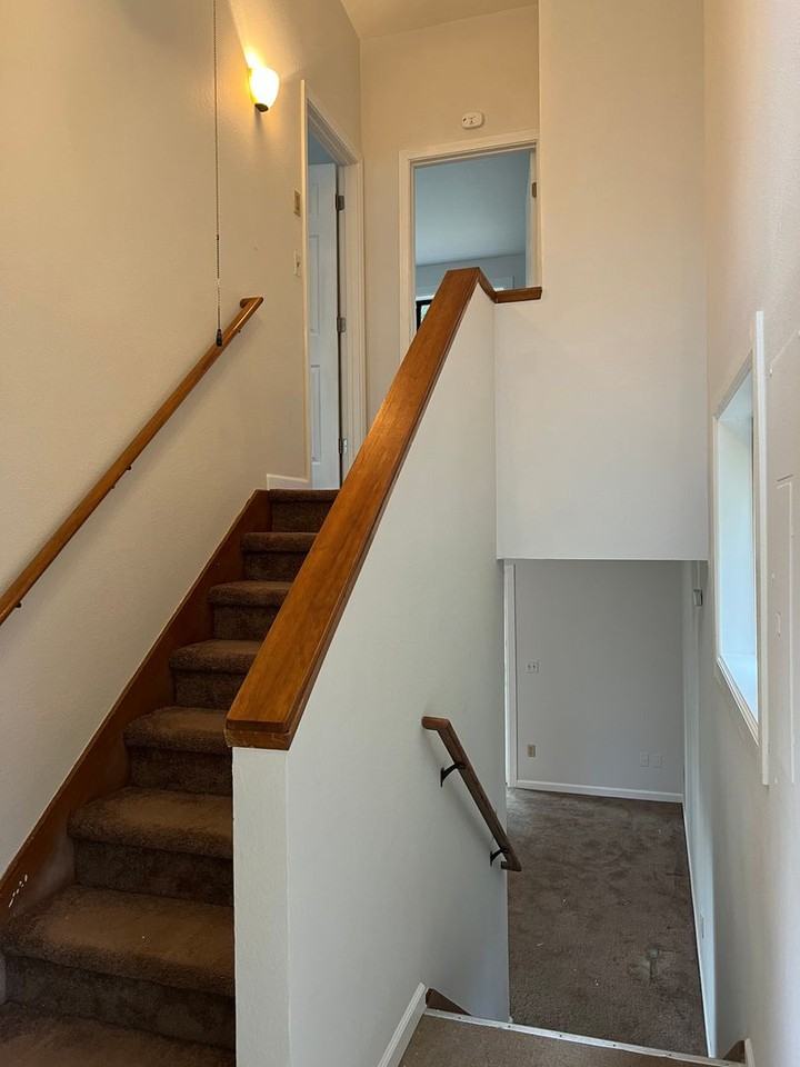 18222 Butler Rd - Photo 2 of 10