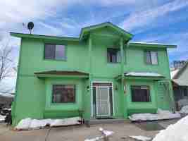 featured image of 903 W Clay Ave