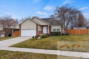 11344 S Abbotts Ford Ln - Photo 1 of 1