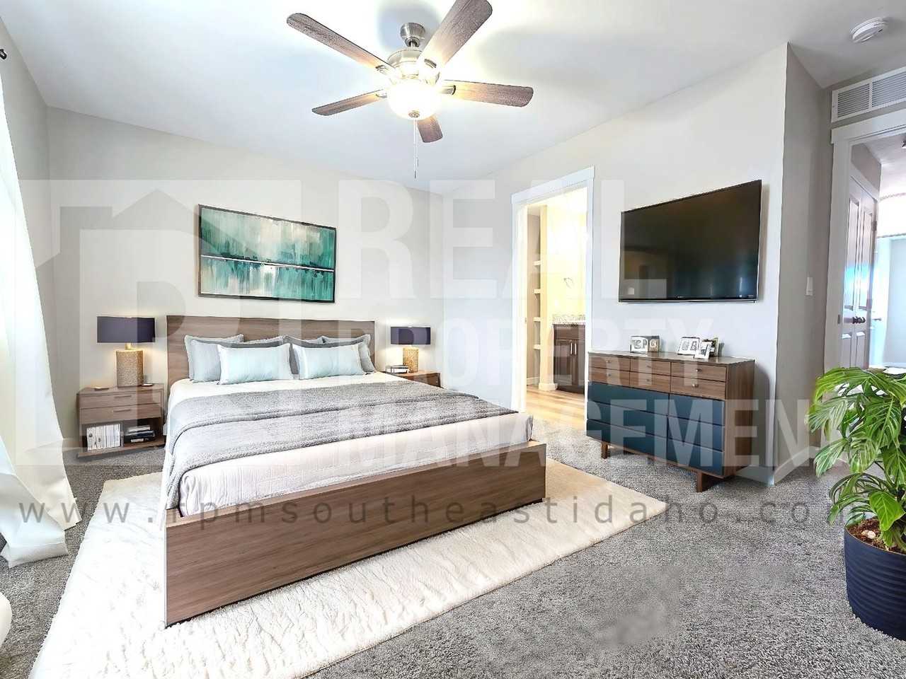 556 Trails End - Photo 4 of 23