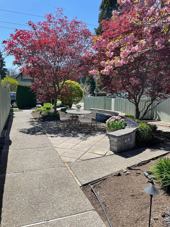 420 Sunset - Photo 2 of 3