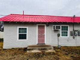 featured image of 304 304 & 304 1/2 S Ave G