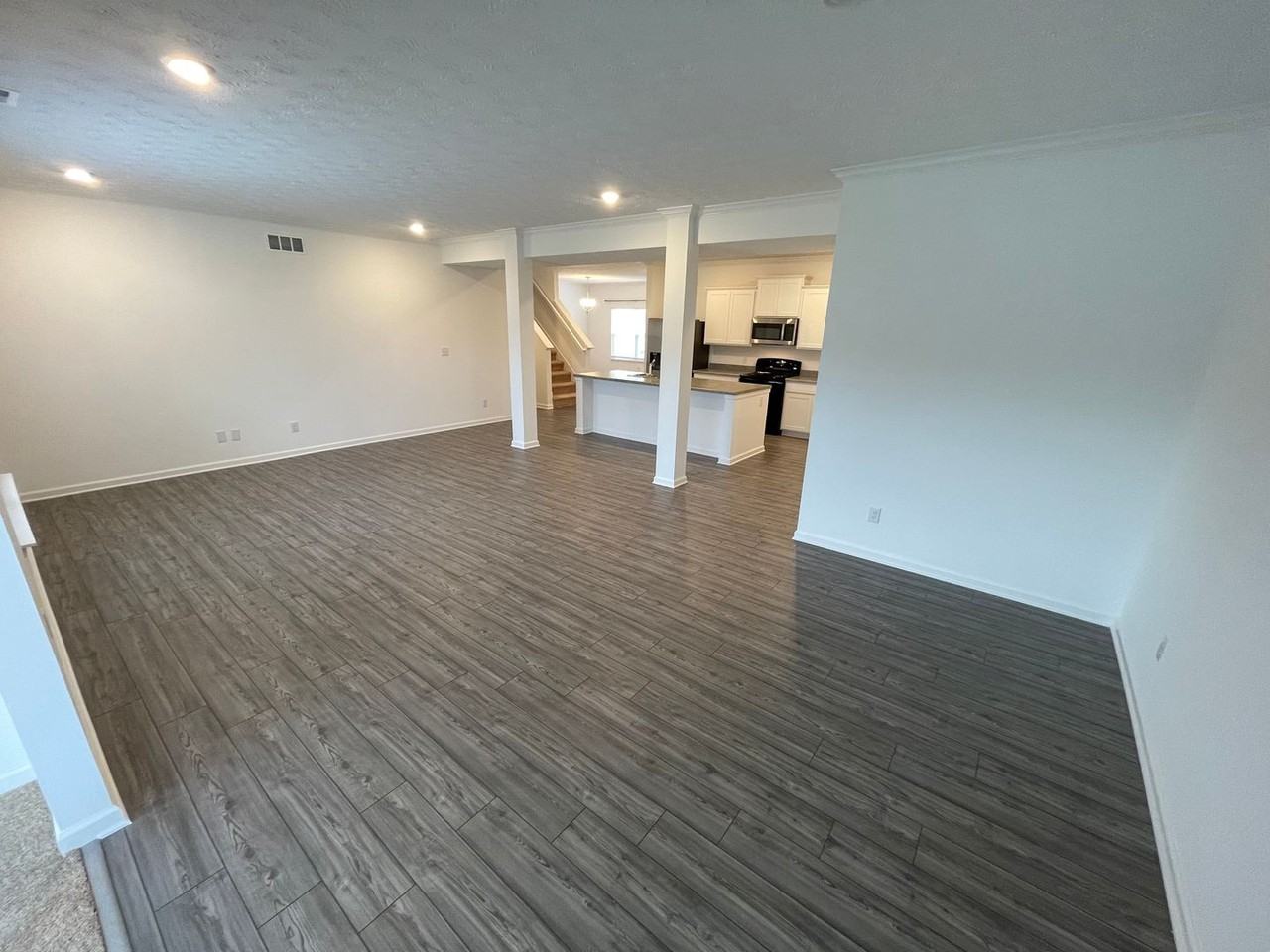 16915 Meander Way - Photo 4 of 30