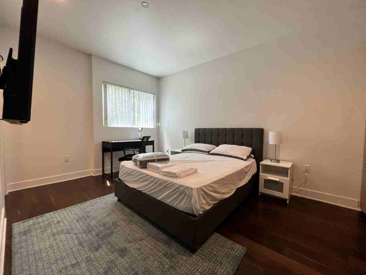 Ecco - La Brea - Photo 3 of 50