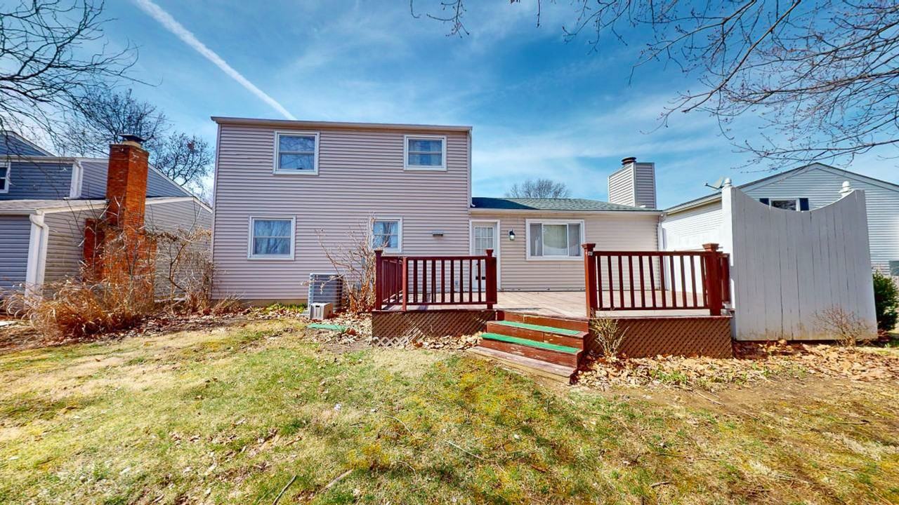 8760 Scarsdale Blvd - Photo 3 of 34