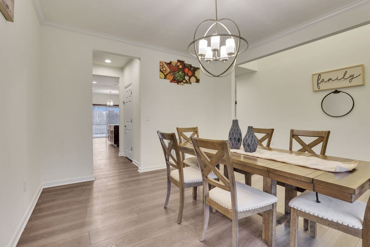 694 Dewmar Dr #NA - Photo 3 of 44