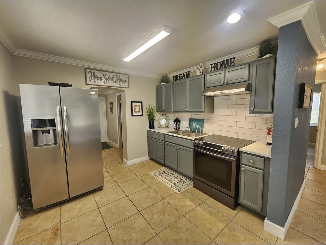 3409 Sloan Rd #2 - Photo 3 of 9