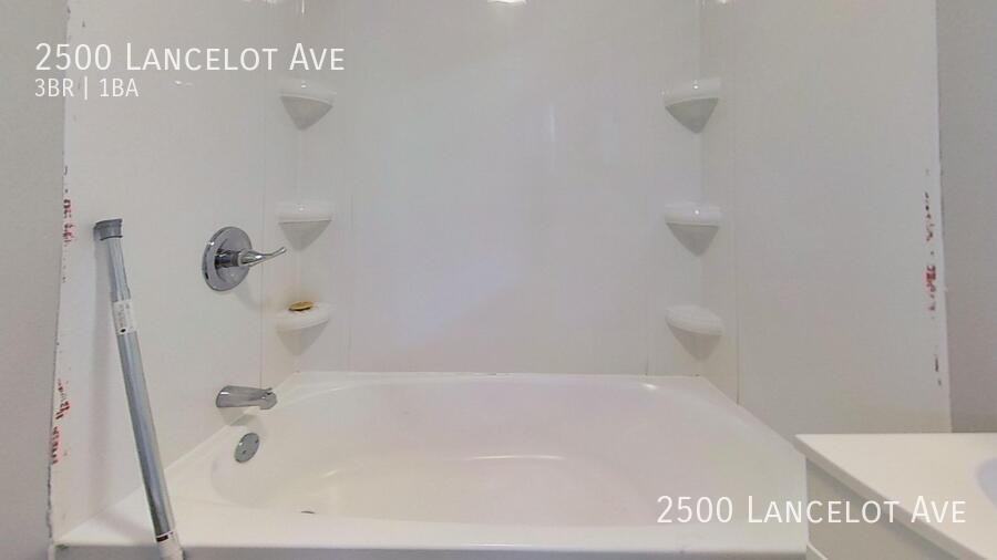 2500 Lancelot Ave - Photo 2 of 11