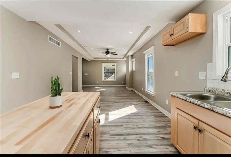 3626 Highland Ave - Photo 3 of 10