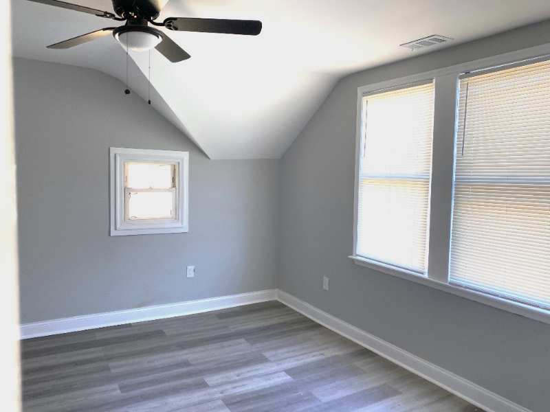 4310 Ridgewood Ave - Photo 4 of 7