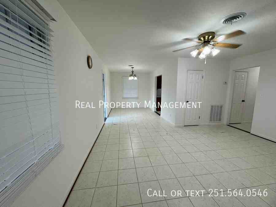 2605 Murrwood Ct - Photo 2 of 18