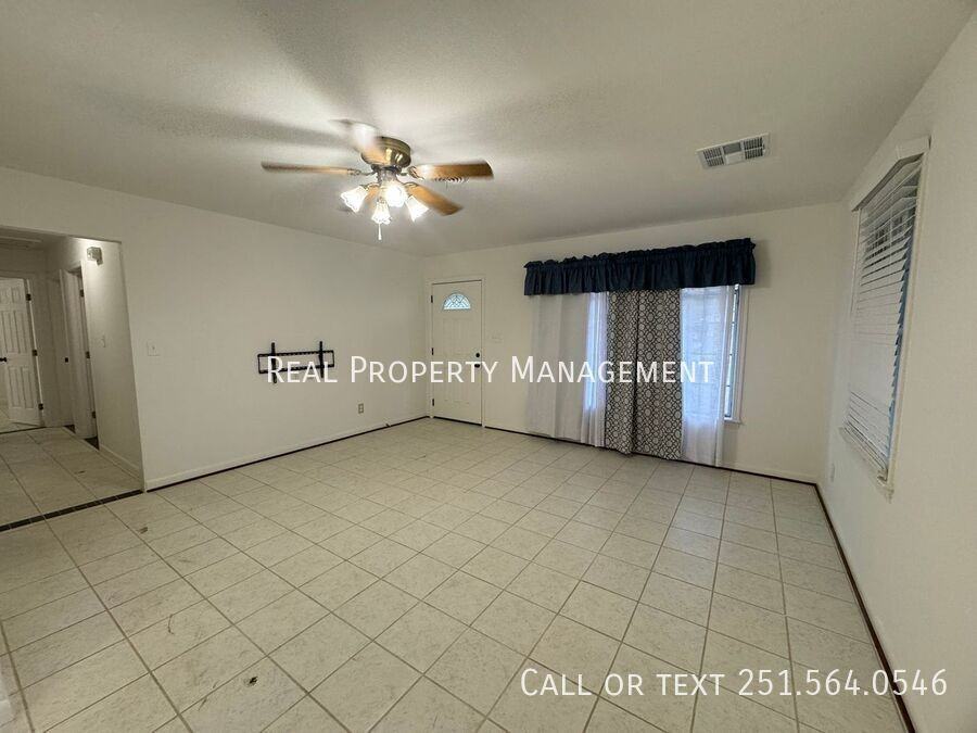 2605 Murrwood Ct - Photo 3 of 18