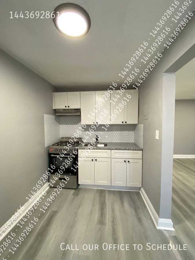 2607 Fairview Ave #C - Photo 3 of 12