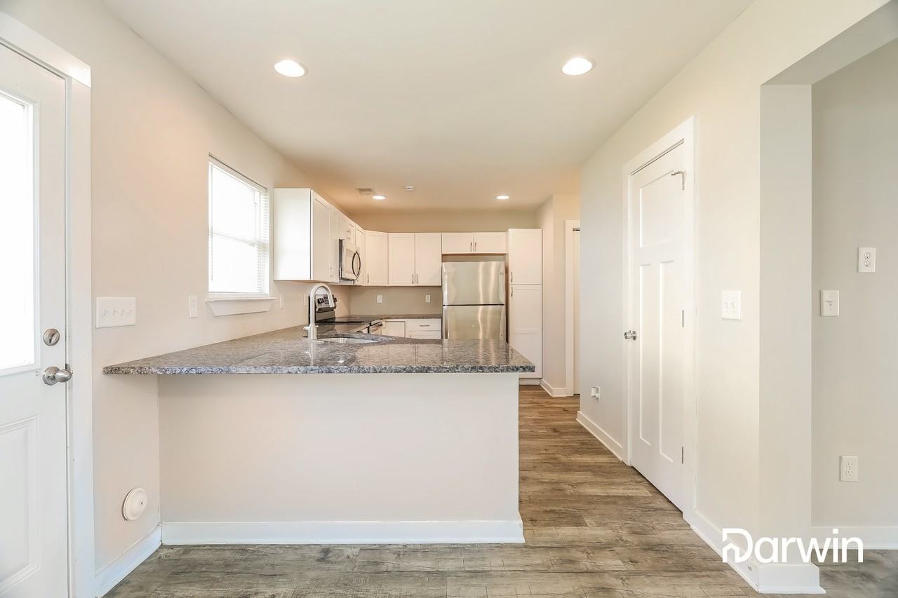 516 7th Ave - Photo 3 of 15