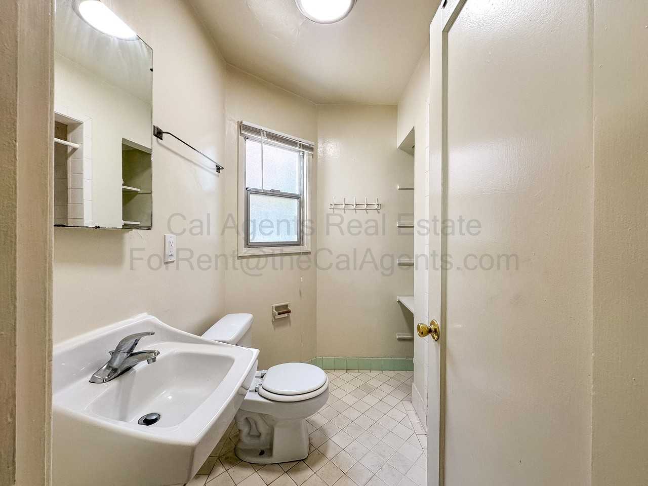 2708 Haste St - Photo 4 of 14