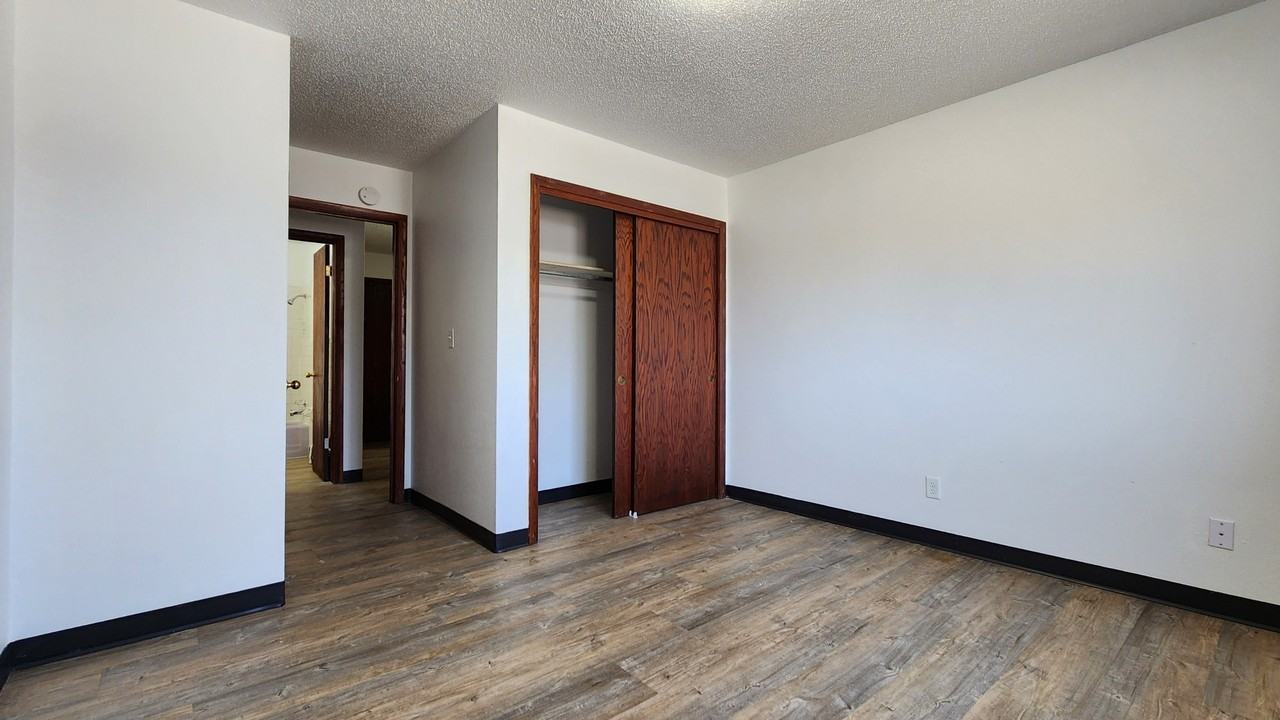 1842 14th St S - Photo 6 of 23