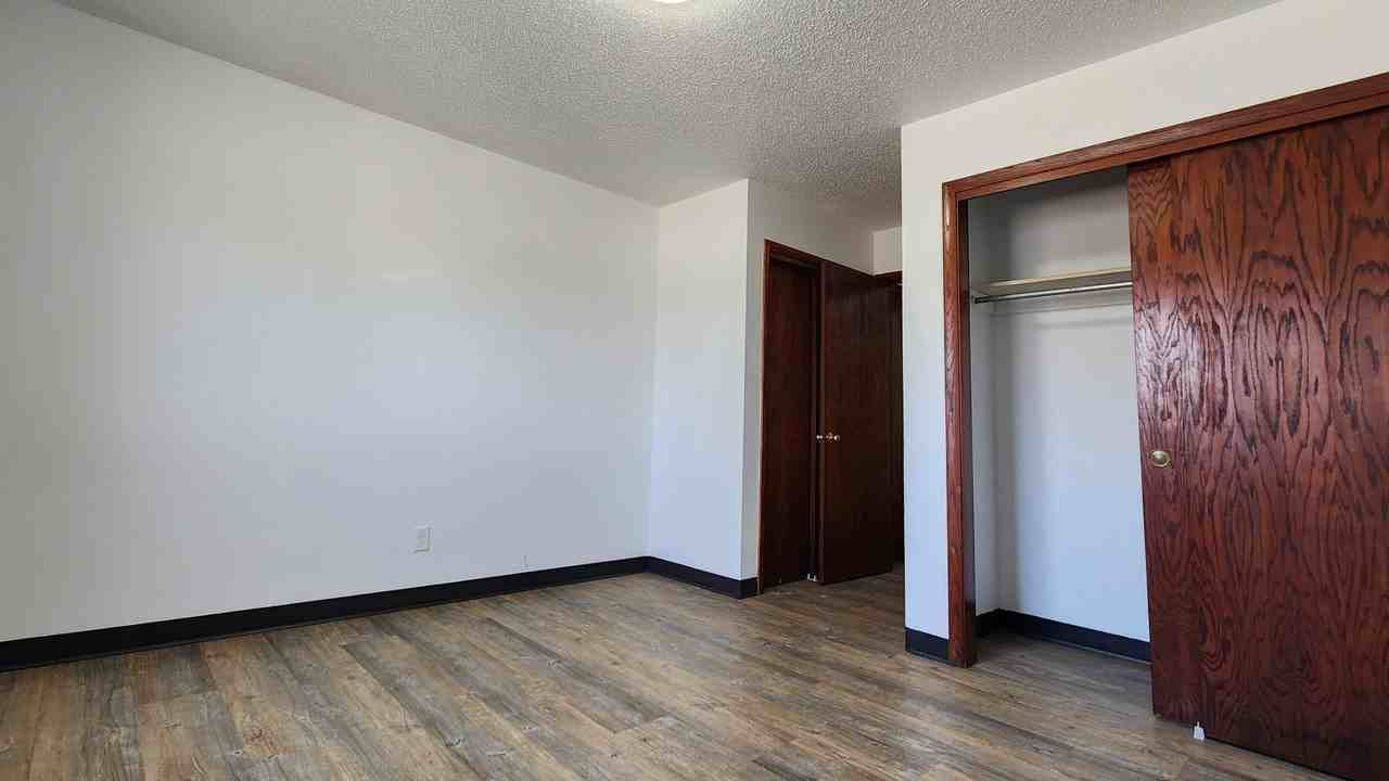 1842 14th St S - Photo 7 of 23