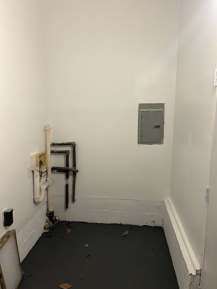 3310 Easton Avenue #B - Photo 4 of 17