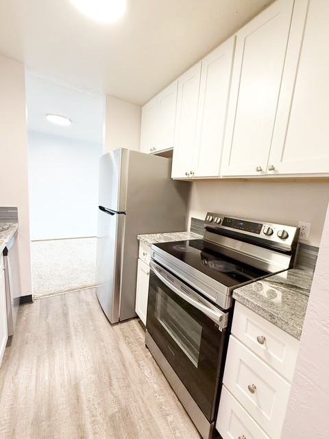 Hillcrest Apartments - Photo 4 of 50