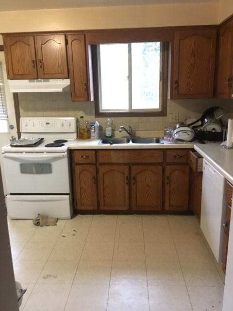 638 Edinburgh Rd S - Photo 2 of 7