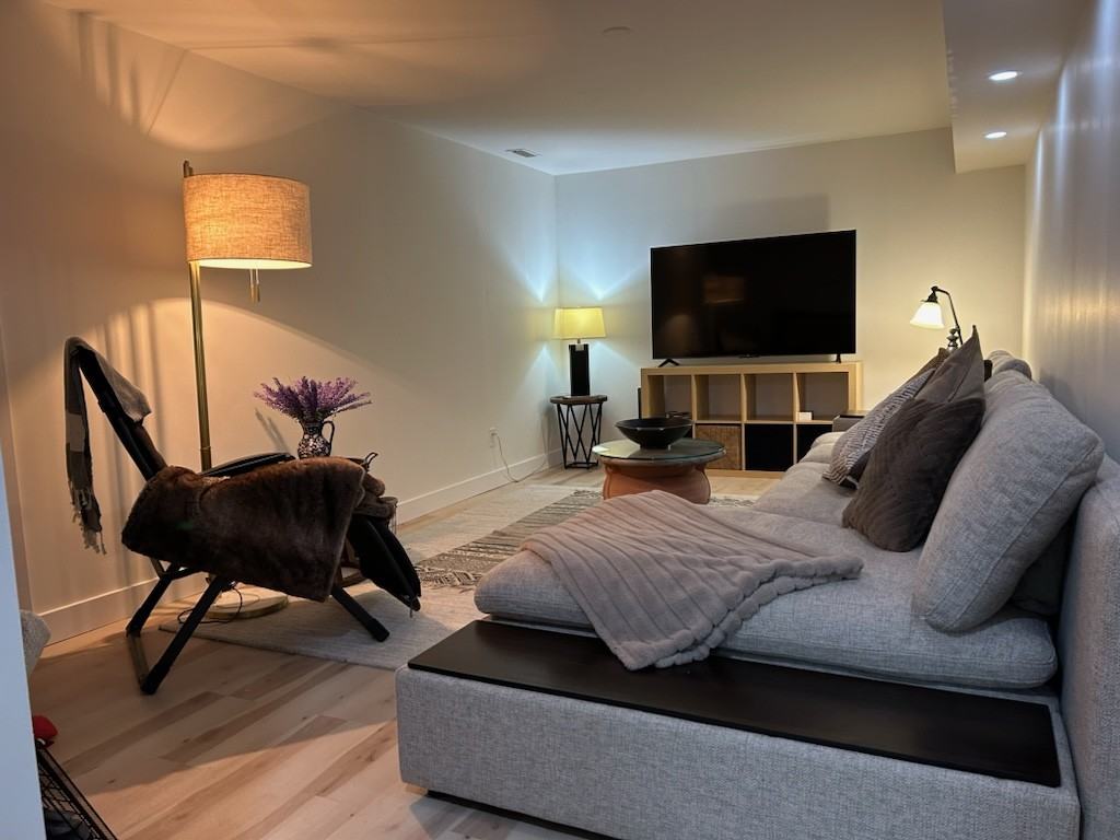 20 Whispering Ridge Dr #1 - Photo 3 of 11