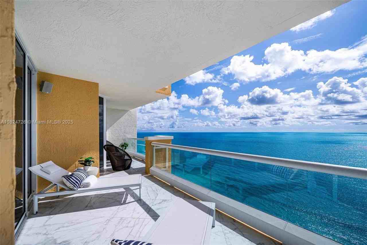 17875 Collins Avenue #2602 - Photo 3 of 50