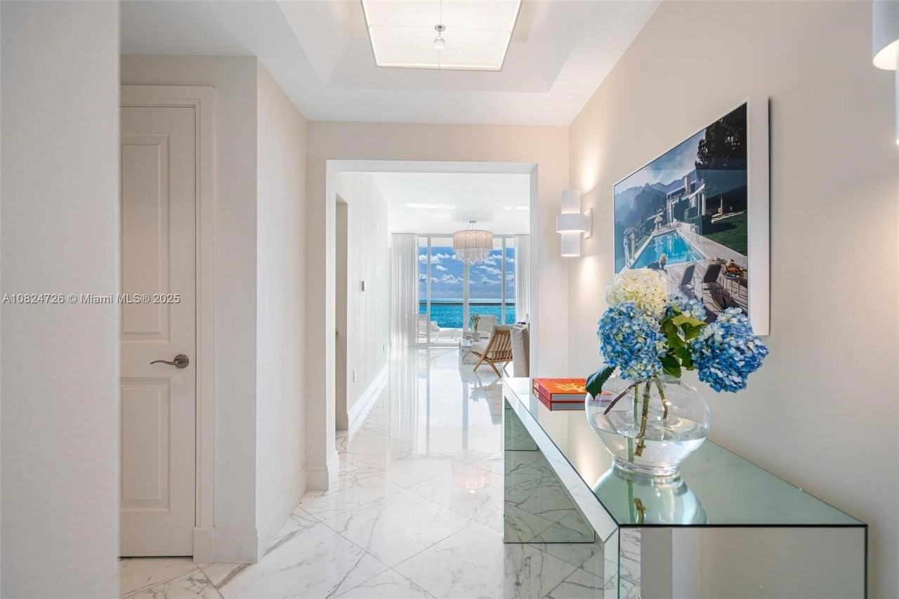 17875 Collins Avenue #2602 - Photo 6 of 50