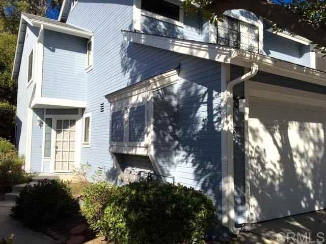 373 Windjammer Cir - Photo 2 of 17