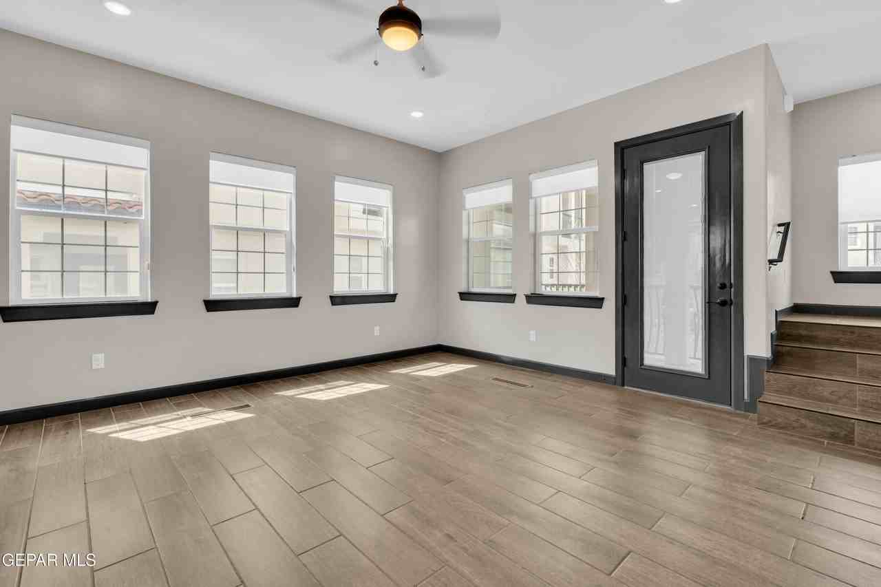 461 Vin Benicarlo Pl - Photo 3 of 50