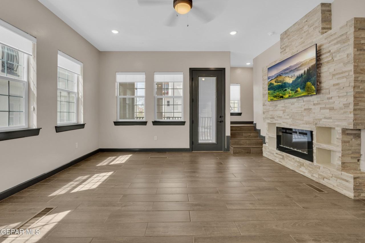 461 Vin Benicarlo Pl - Photo 6 of 50