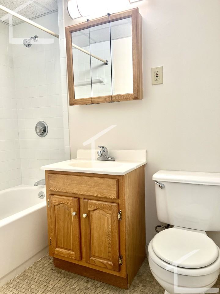 270 Babcock St #17C - Photo 3 of 6